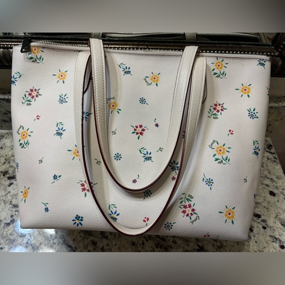 COACH Taylor Tote With Wildflower Floral Print Purse - #1037 - Authentic - Picture 6 of 14